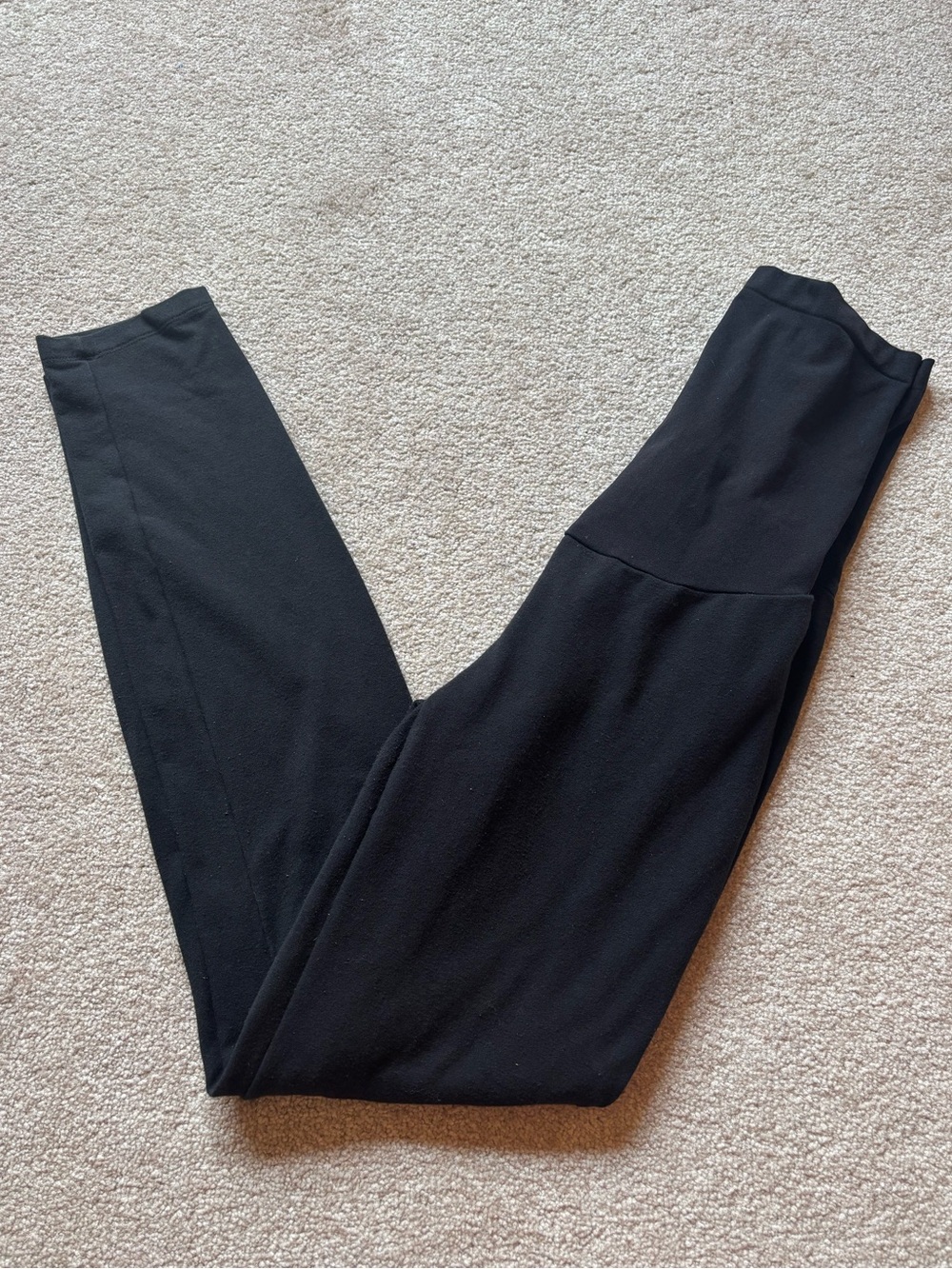 A Pea in the Pod maternity leggings